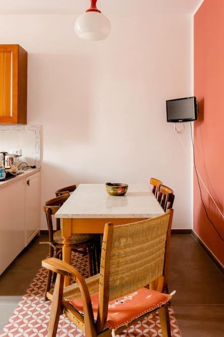 Casa Jole, Appartamento In Centro Bari Buitenkant foto