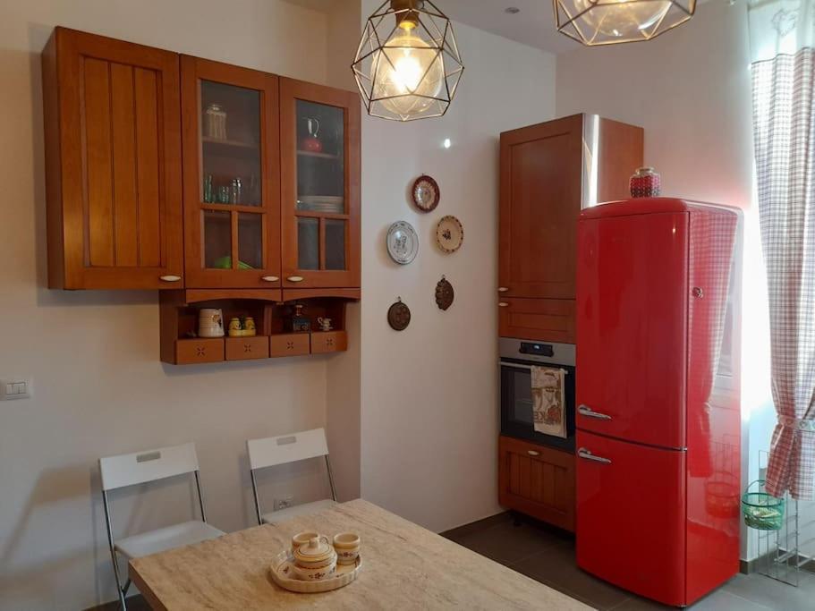 Casa Jole, Appartamento In Centro Bari Buitenkant foto